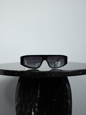 Chanel Sunglasses Unisex Black White Shield Logo Oversized With Case